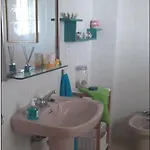 Nyaraló Pinyana *
